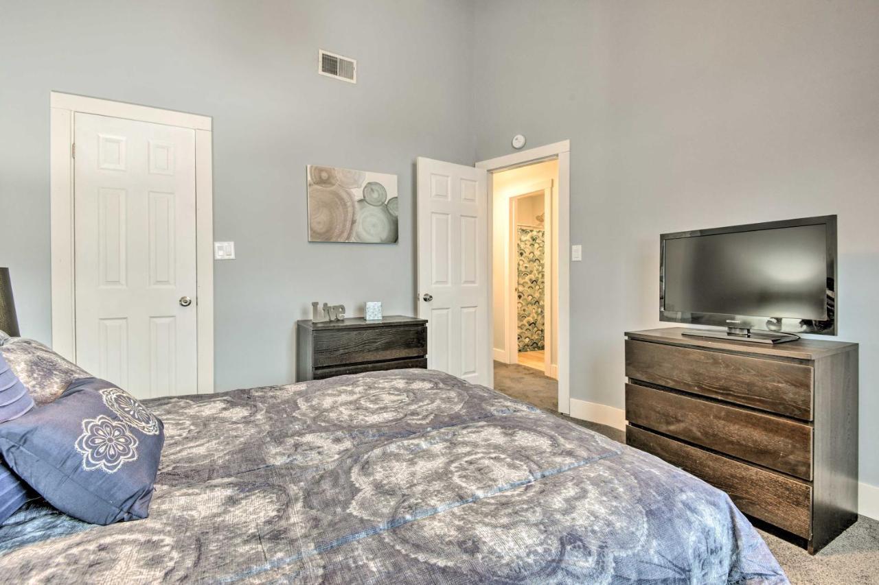 Mount Pocono Condo With Balcony, Near Mt Airy Casino Exteriör bild